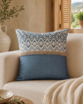 cojin-decorativo-azul-beige-flecos-45×45-frontal.jpg